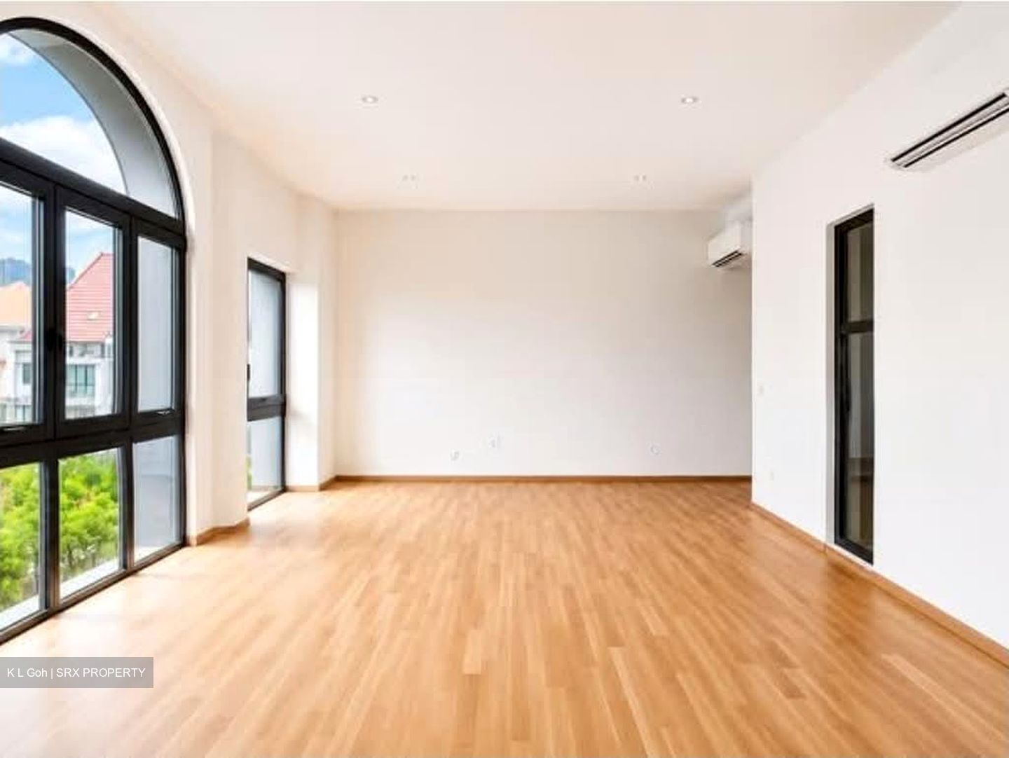 Cambridge Road (D8), Terrace #605899271